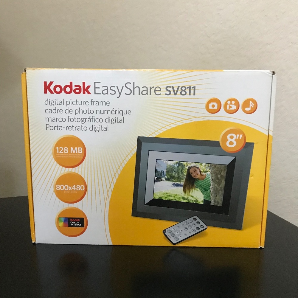 Kodak Easy Share SV811 Digital Picture Frame NWT